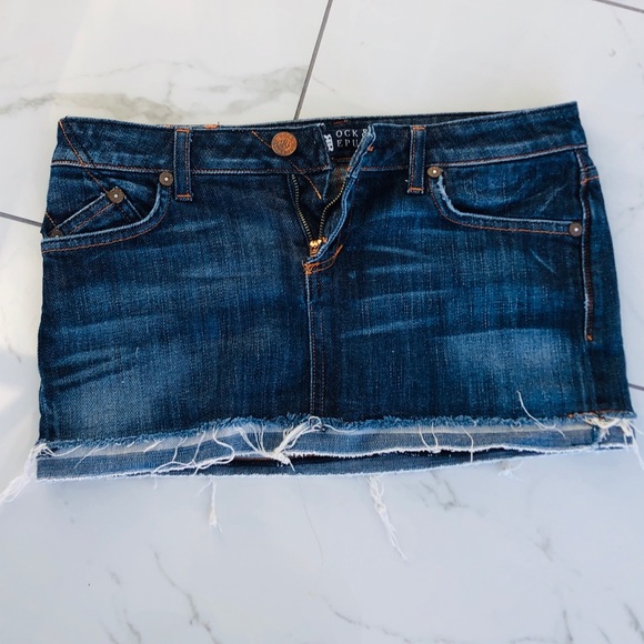 Rock & Republic mini denim skirt. Sz 26. - Picture 1 of 6